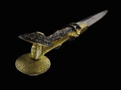 a nasrid period ear dagger