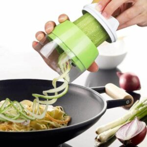 Hand-Held-Salad-Slicers